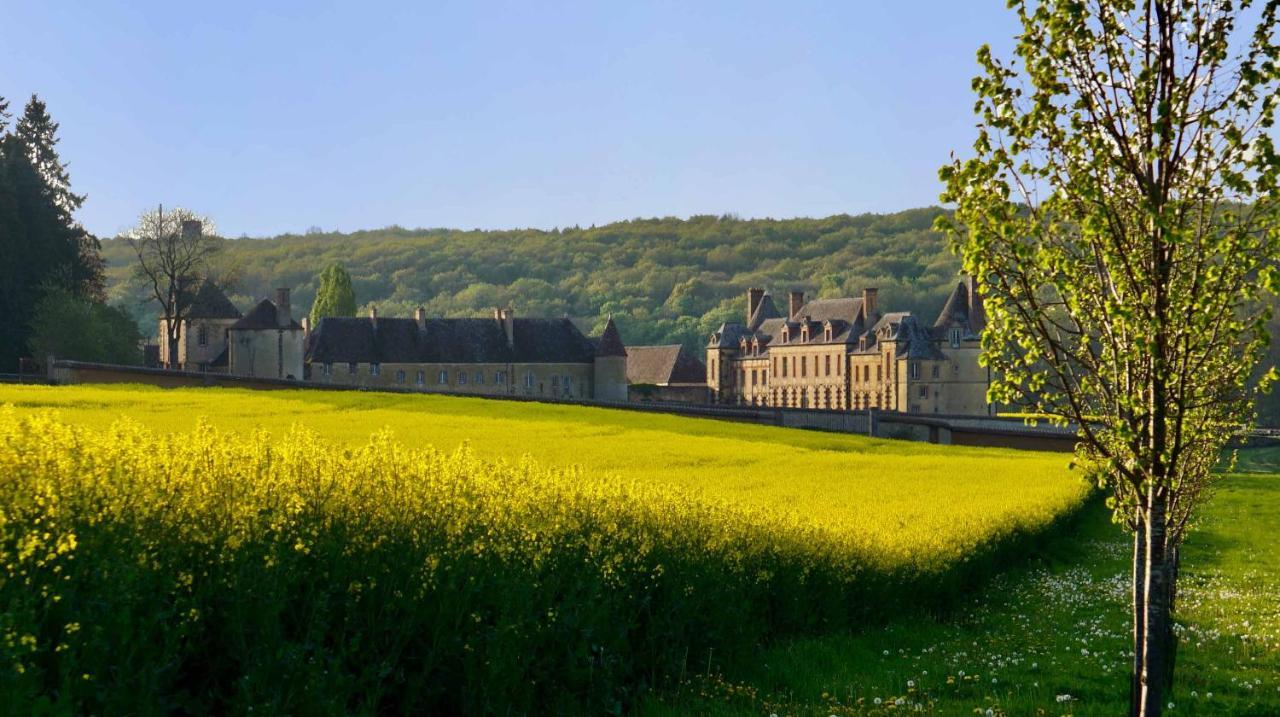 Chateau De La Riviere Bed & Breakfast Pontgouin Exterior photo